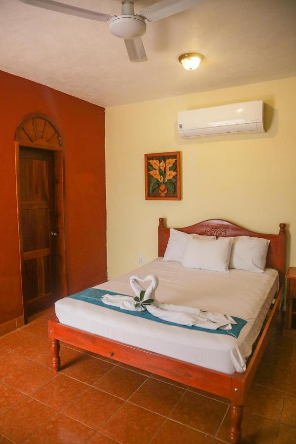 Navieros Rooms Bacalar Εξωτερικό φωτογραφία